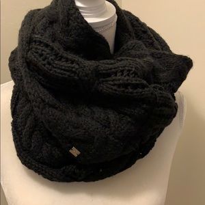 NWT Ralph Lauren Black infinity Scarf